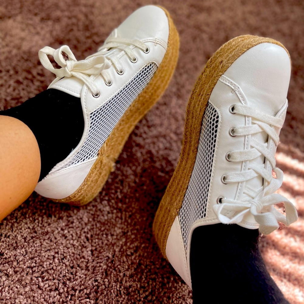 Steve Madden Womens Lace Up Platform Sneakers White Net
